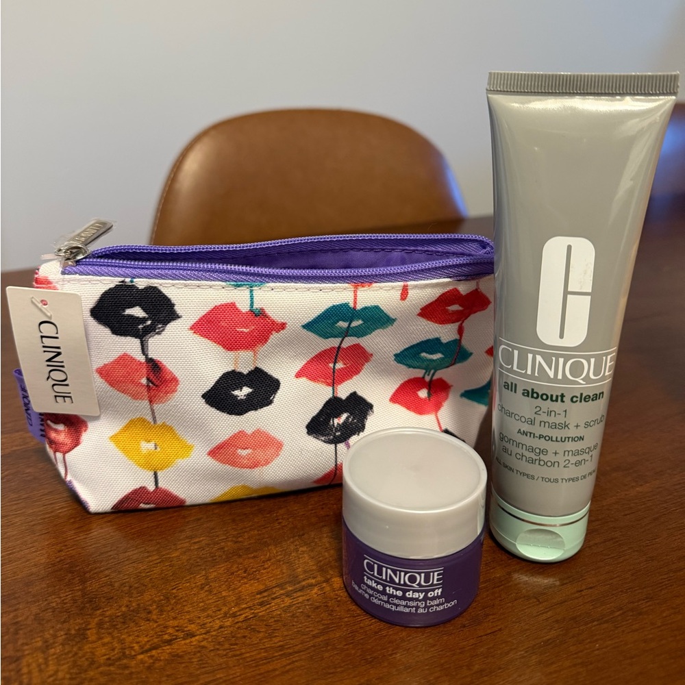 Clinique Charcoal Mask, Cleansing Balm & Lip Print Pouch Set